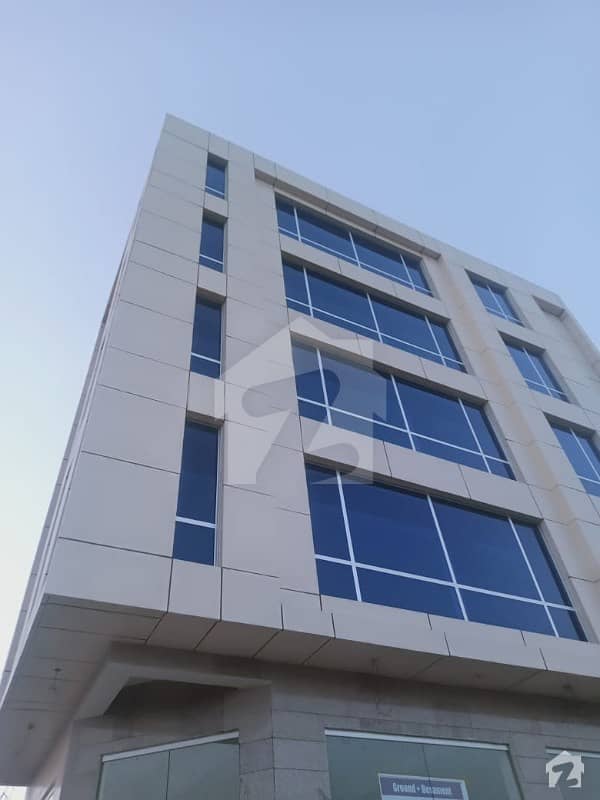 Dha Defence 100 Yards Corner Office Available For Sale