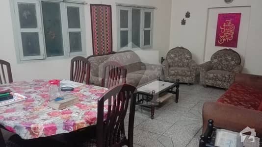 بیڈن روڈ لاہور میں 5 کمروں کا 9 مرلہ فلیٹ 2.75 کروڑ میں برائے فروخت۔