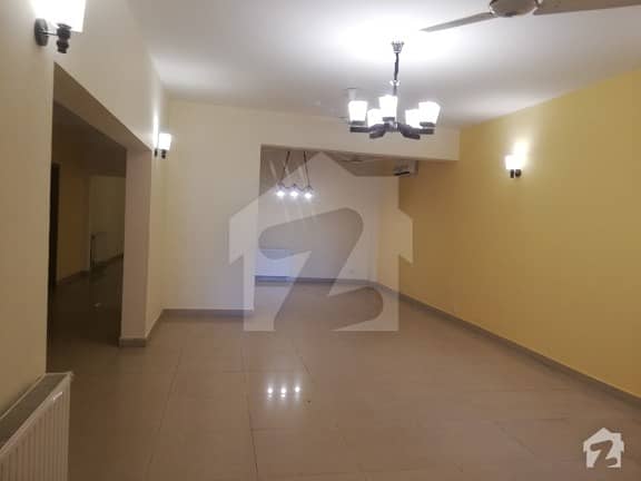 4 Bedroom Apartment Flat In F-11 Is Available For Rent