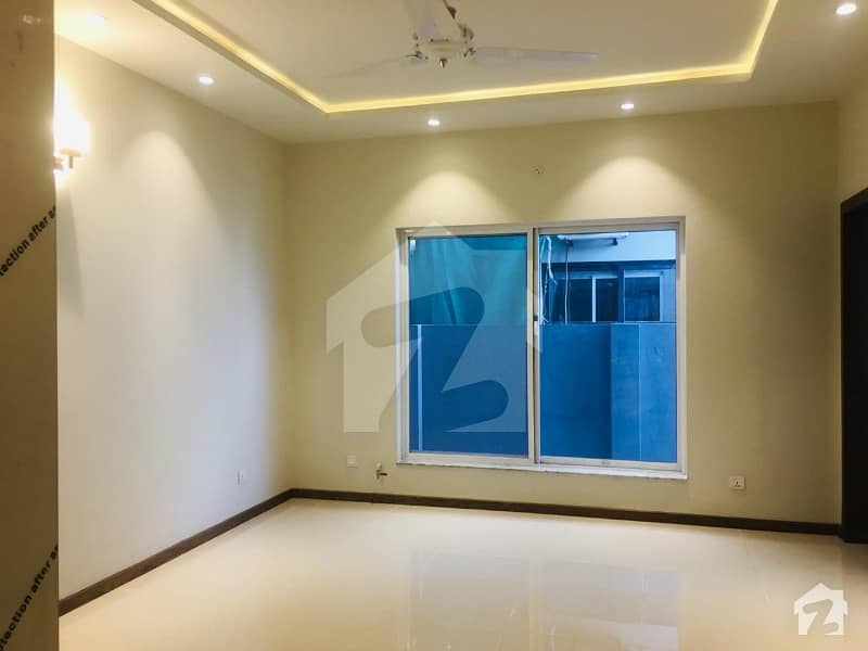 1 Kanal Brand New Modern Single Unit 5 Bed House For Sale