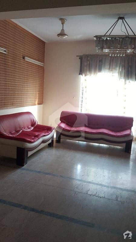 10 Marla Lower Portion Available for Rent in DHA Phase 4 Block EE