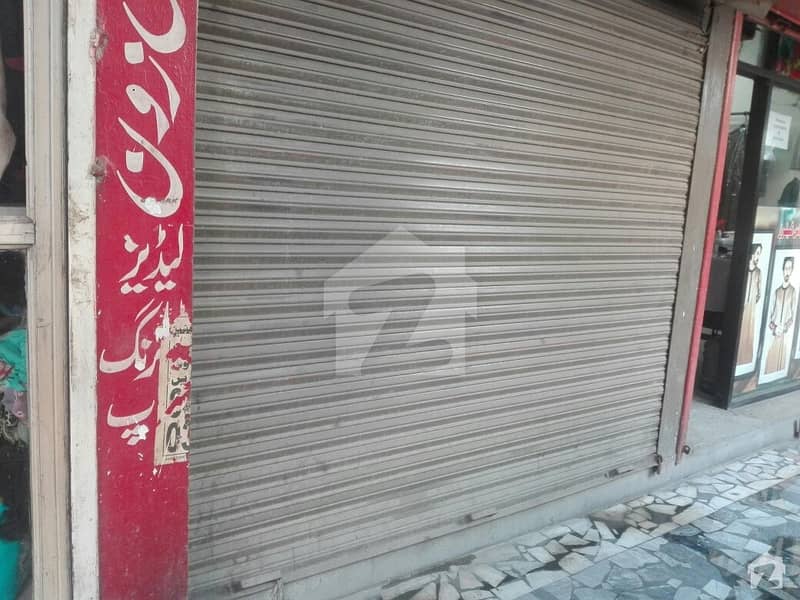 علامہ اقبال ٹاؤن ۔ کریم بلاک علامہ اقبال ٹاؤن لاہور میں 1 مرلہ دکان 40 لاکھ میں برائے فروخت۔