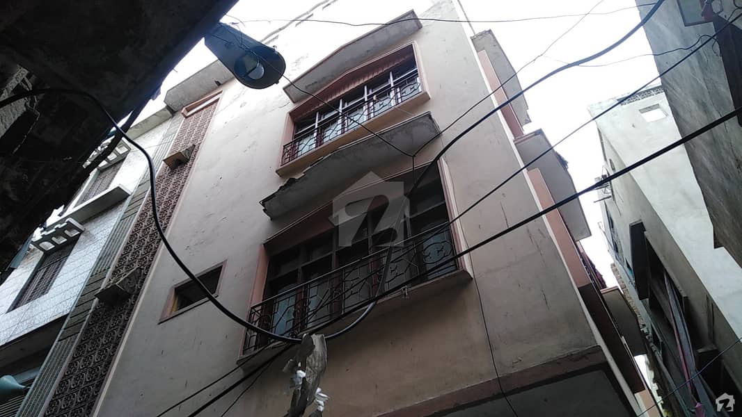 Good Location House For Sale In Sarafa Bazar