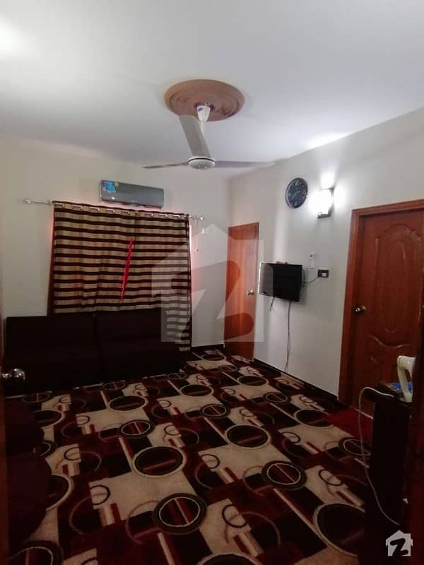 مسکان چورنگی کراچی میں 2 کمروں کا 4 مرلہ فلیٹ 90 لاکھ میں برائے فروخت۔