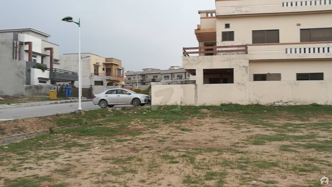Plot Is Available For Sale Bahria Town Phase 8 Eden Lake View Block