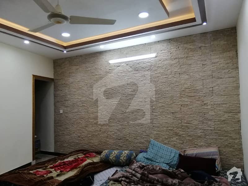 پشاور روڈ راولپنڈی میں 2 کمروں کا 4 مرلہ مکان 72 لاکھ میں برائے فروخت۔