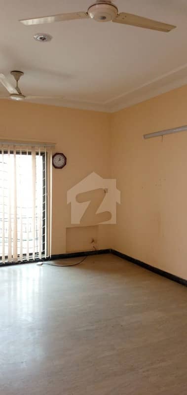 25 Marla Beautiful Upper Portion For Rent in Sui Gas Housing Society