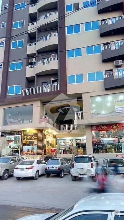 گلبرگ پشاور میں 3 کمروں کا 7 مرلہ فلیٹ 90 لاکھ میں برائے فروخت۔ گلبرگ پشاور میں 3 کمروں کا 7 مرلہ فلیٹ 90 لاکھ میں برائے فروخت۔
