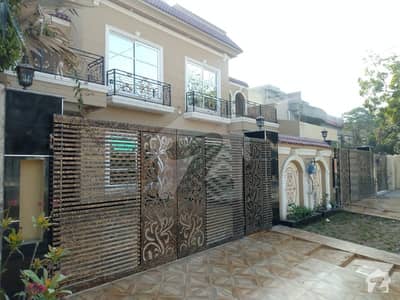 10 Marla Brand New Beautiful Spanish Bungalow at Hot Location near Wapda Town Round About 10 Marla Brand New Beautiful Spanish Bungalow at Hot Location near Wapda Town Round About