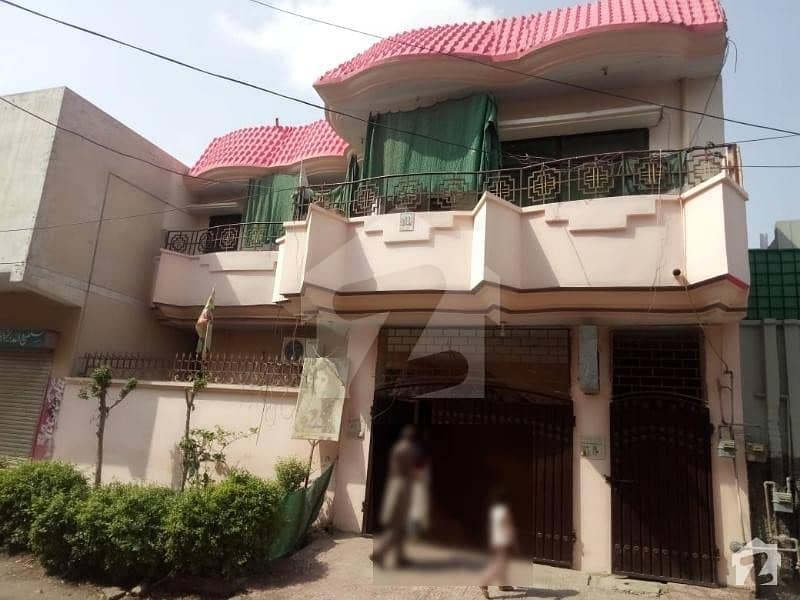 عباسیہ ٹاؤن رحیم یار خان میں 9 کمروں کا 8 مرلہ مکان 1.4 کروڑ میں برائے فروخت۔