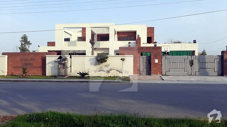 این ایف سی 1 - بلاک ڈی (ایس ای) این ایف سی 1 لاہور میں 6 کمروں کا 2 کنال مکان 9.25 کروڑ میں برائے فروخت۔