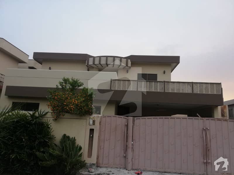 1 Kanal Upper Portion For Rent In DHA Phase 3 With Separate Gate