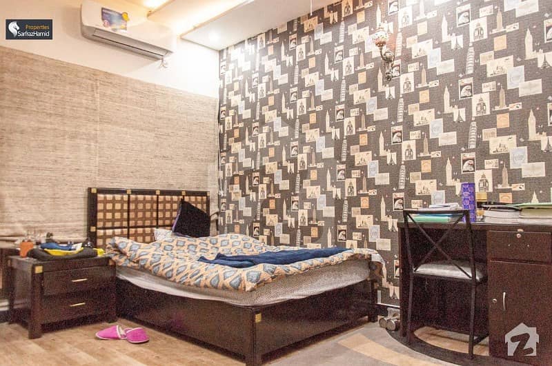 پارک ویو ۔ بلاک سی پارک ویو ڈی ایچ اے فیز 8 ڈی ایچ اے ڈیفینس لاہور میں 5 کمروں کا 10 مرلہ مکان 3 کروڑ میں برائے فروخت۔