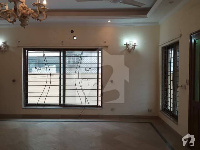 1 Kanal Lower Portion 3 Bedroom With Attached Washroom For Rent