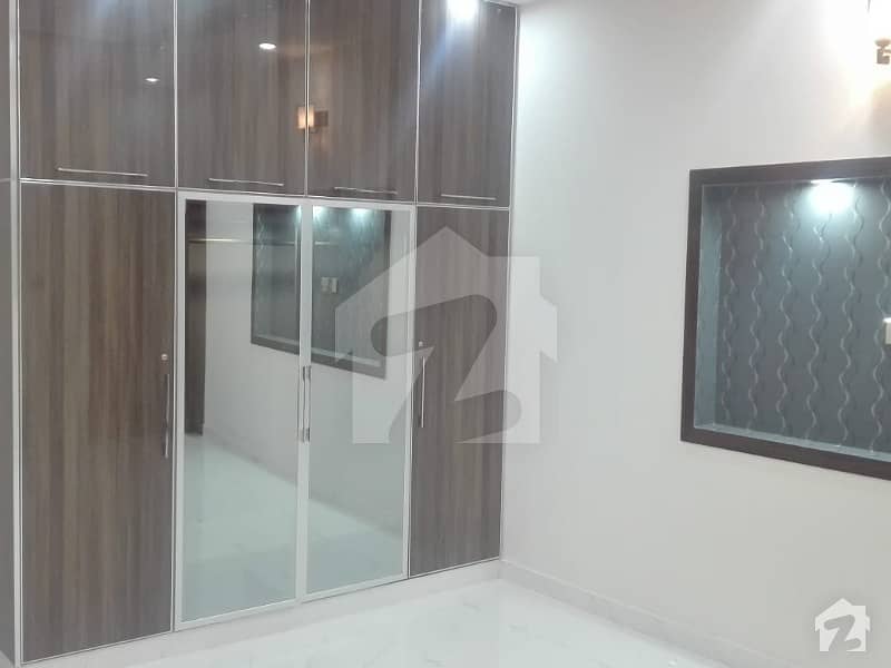 10 Marla Lower Portion Available For Rent In Gulbahar Block Bahria Town Lahore