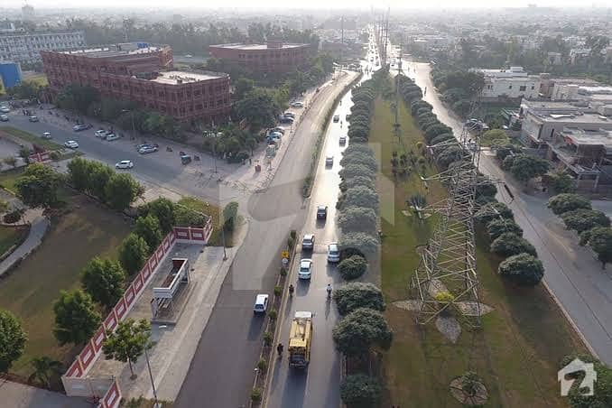 ڈی ایچ اے فیز 6 - بلاک سی فیز 6 ڈیفنس (ڈی ایچ اے) لاہور میں 1 کنال رہائشی پلاٹ 2.8 کروڑ میں برائے فروخت۔