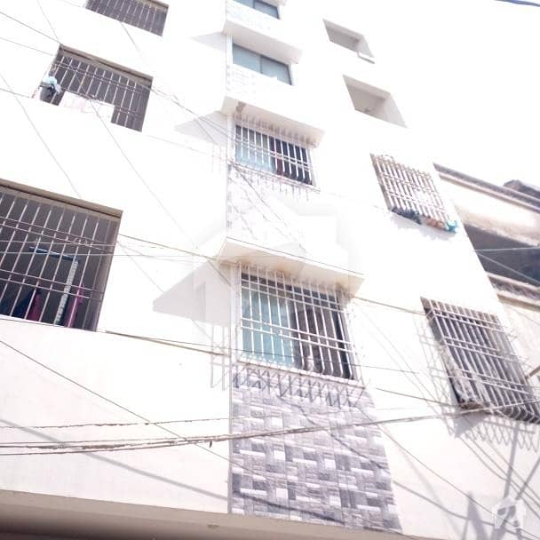گولڈن ٹاؤن ملیر کراچی میں 3 کمروں کا 7 مرلہ پینٹ ہاؤس 55 لاکھ میں برائے فروخت۔