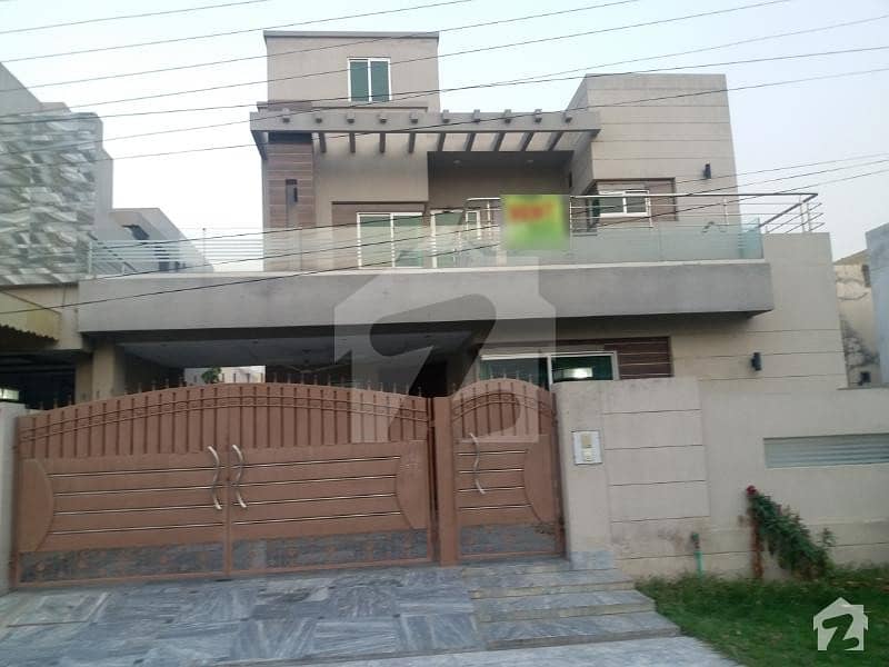 Kanal Lower Portion Full Marble Floor At Rent 67000