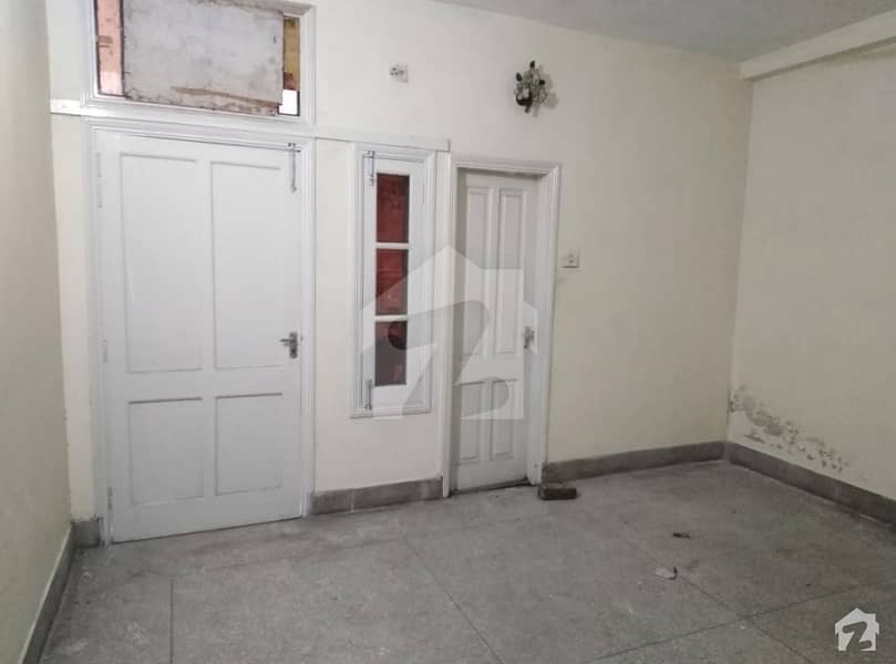 Well Built Apartment Is Available At Good Location