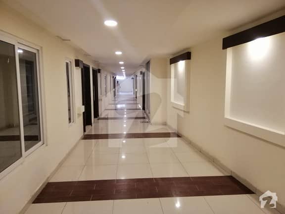 Luxurious & Well Maintained Office For Rent Hamdan Heights