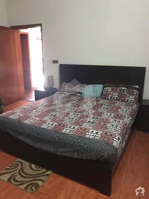 فیصل ٹاؤن ۔ بلاک ڈی فیصل ٹاؤن لاہور میں 5 کمروں کا 10 مرلہ مکان 2.25 کروڑ میں برائے فروخت۔