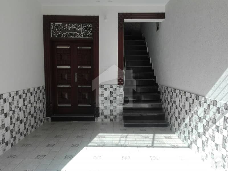 لالہ زار گارڈن لاہور میں 3 کمروں کا 3 مرلہ مکان 75 لاکھ میں برائے فروخت۔