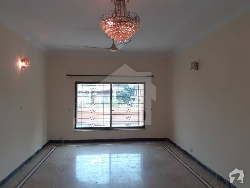 F-11/4 500 Sq Yard Fully Tiled With Two Separate Gate 5 Bed Rooms With Attached Bath Close End Street House Is Available For Sale