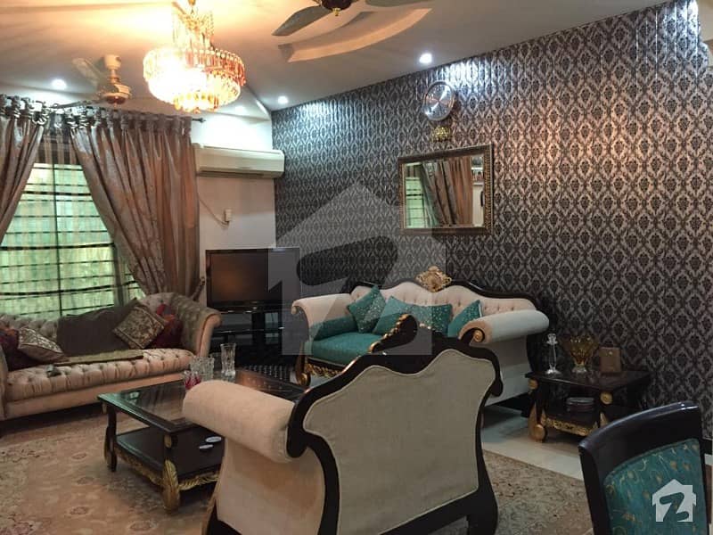 سوان گارڈن اسلام آباد میں 6 کمروں کا 18 مرلہ مکان 3.25 کروڑ میں برائے فروخت۔