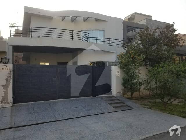 Commercial House For Rent 1 Kanal At Gulberg 3