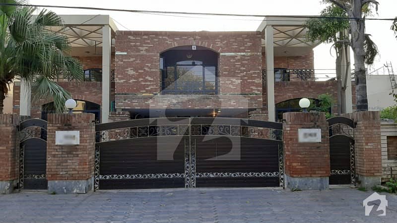2 Kanal Double Unit House For Sale In D Block Of Model Town Lahore
