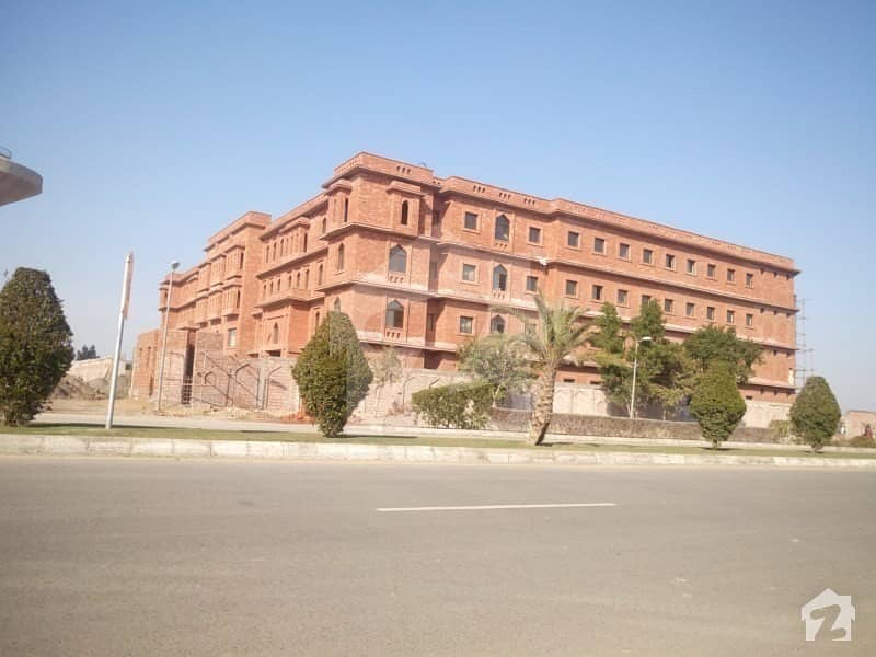 بحریہ ٹاؤن سیکٹر سی بحریہ ٹاؤن لاہور میں 2 کمروں کا 2 مرلہ فلیٹ 13 ہزار میں کرایہ پر دستیاب ہے۔