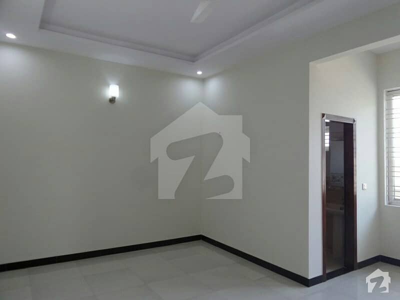 10 Marla Double Story House For Rent