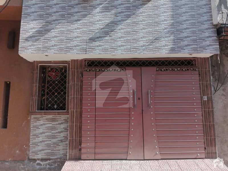 غلام محمد آباد فیصل آباد میں 2 کمروں کا 3 مرلہ مکان 75 لاکھ میں برائے فروخت۔