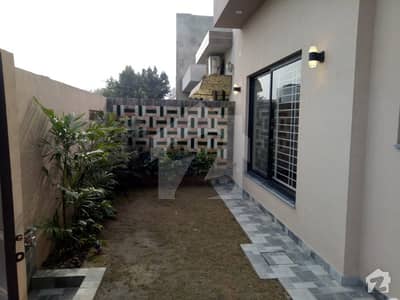 10 Marla Brand New House For Sale Ideal Location 10 Marla Brand New House For Sale Ideal Location
