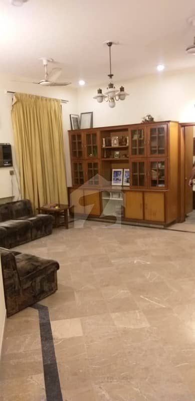 1 Kanal Beautifull Lower Portion Total Marble Flooring Available For Rent In Garden Town.