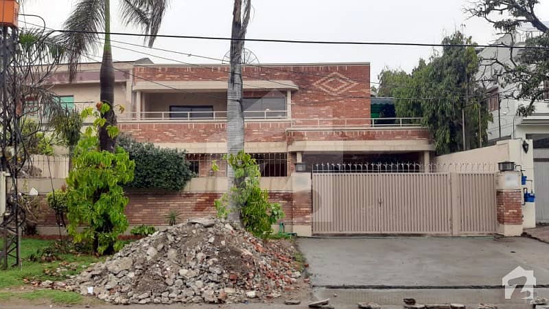 1 Kanal House For Rent In J Block oF Model Town Lahore