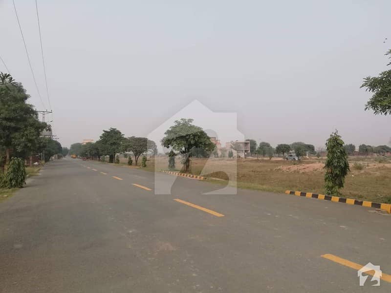 I 12 2 Top Location 30x60 Plot 2nd Transfer Is Available For Sale