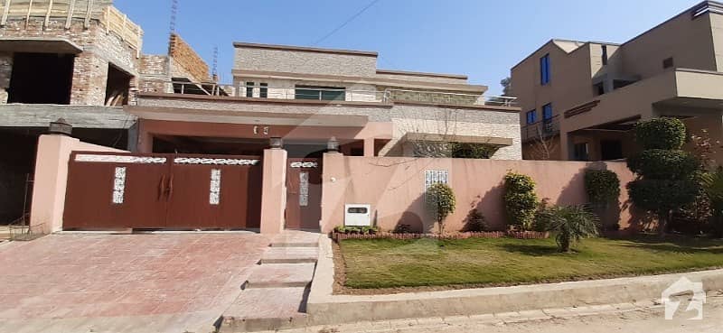 1 Kanal Lavish House For Sale In Sector C DHA Phase 1