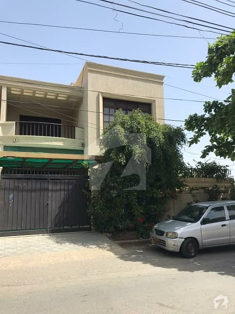 ڈی ایچ اے فیز 6 ڈی ایچ اے کراچی میں 4 کمروں کا 10 مرلہ مکان 4.75 کروڑ میں برائے فروخت۔