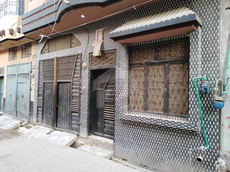 رِنگ روڈ پشاور میں 7 کمروں کا 4 مرلہ مکان 75 لاکھ میں برائے فروخت۔