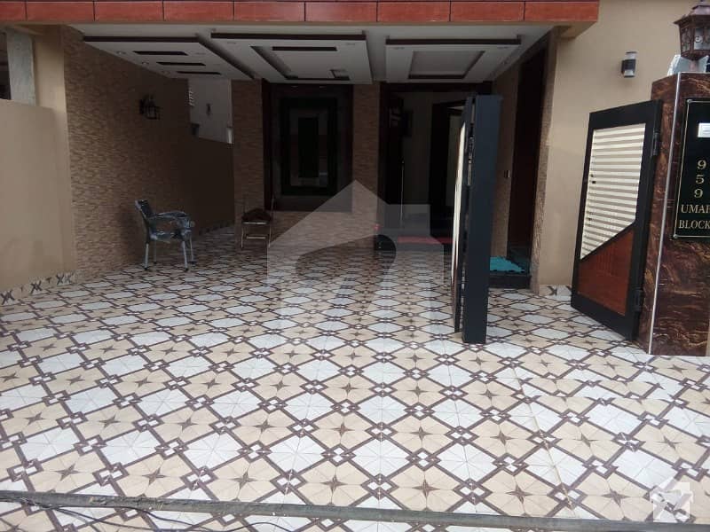 Best Location 8 Marla Brand New House For Sale In Umar Block