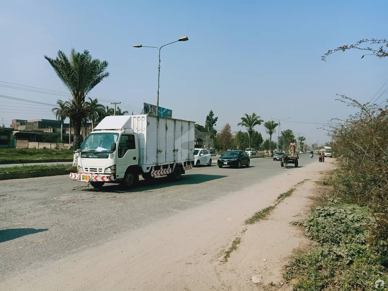 Commercial Plot Is Available For Sale GT Road, Gujrat ID21971597