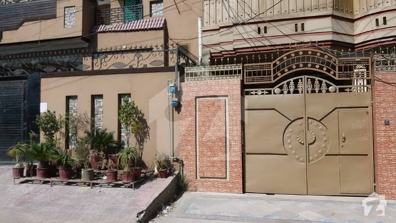 حیات آباد فیز 7 حیات آباد پشاور میں 3 کمروں کا 11 مرلہ بالائی پورشن 37 ہزار میں برائے فروخت۔