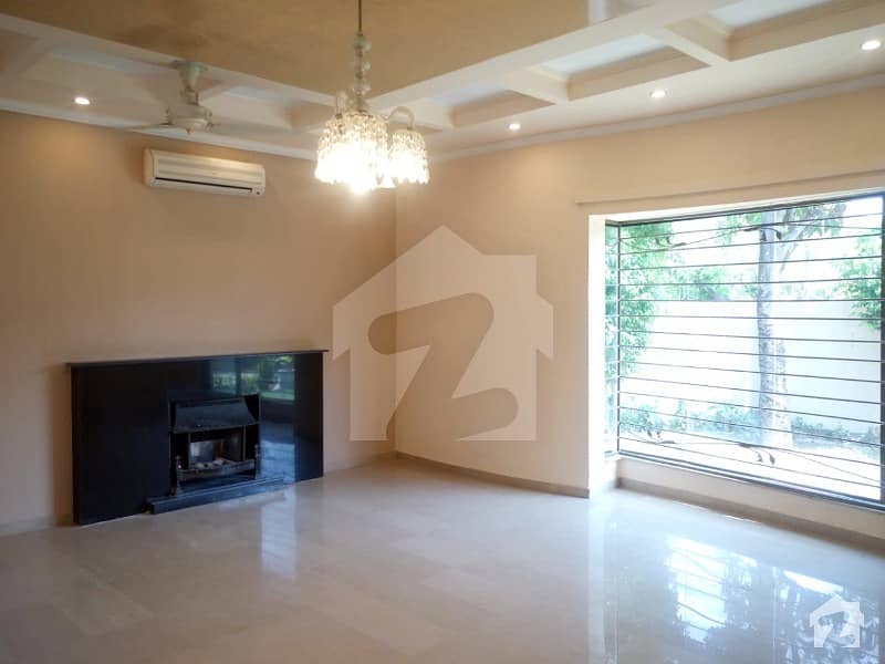 1 Kanal Luxury Bungalow For Rent At Dha Phase 3