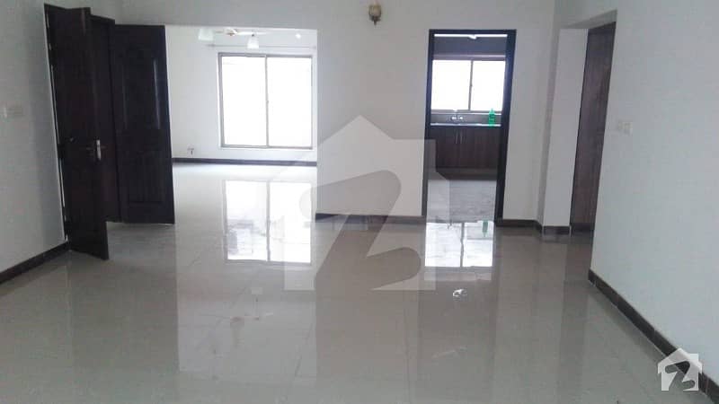 17 Marla 4 Bed Brig House Available For Sale In Askari 10 Sector F