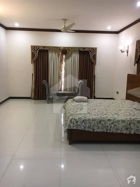 Beautiful Luxurious Bungalow Available For Rent Beautiful Luxurious Bungalow Available For Rent