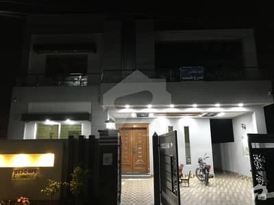 این ایف سی 1 لاہور میں 6 کمروں کا 10 مرلہ مکان 2.4 کروڑ میں برائے فروخت۔ این ایف سی 1 لاہور میں 6 کمروں کا 10 مرلہ مکان 2.4 کروڑ میں برائے فروخت۔