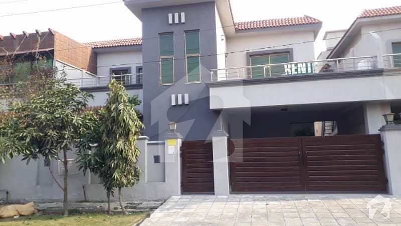 4 Bed House With Gass For Rent Askari 11 Lahore