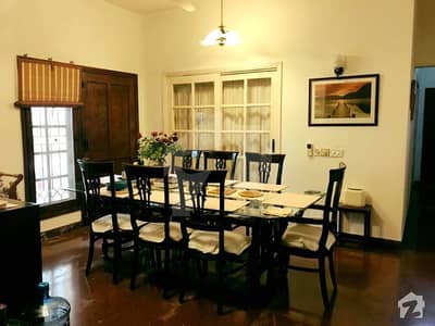 500 Yards Extraordinarily Maintained One Unit House Having Garden And Servant Quarter 500 Yards Extraordinarily Maintained One Unit House Having Garden And Servant Quarter