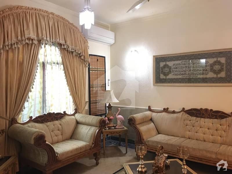 مین بلیوارڈ ڈی ایچ اے ڈیفینس ڈی ایچ اے ڈیفینس لاہور میں 5 کمروں کا 8 مرلہ مکان 1.7 کروڑ میں برائے فروخت۔